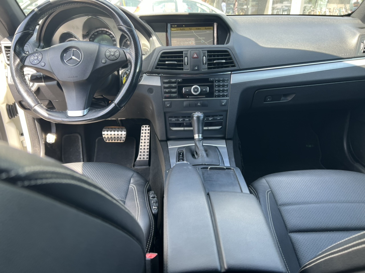 Mercedes E220 cdi AMG STYLE COUPE